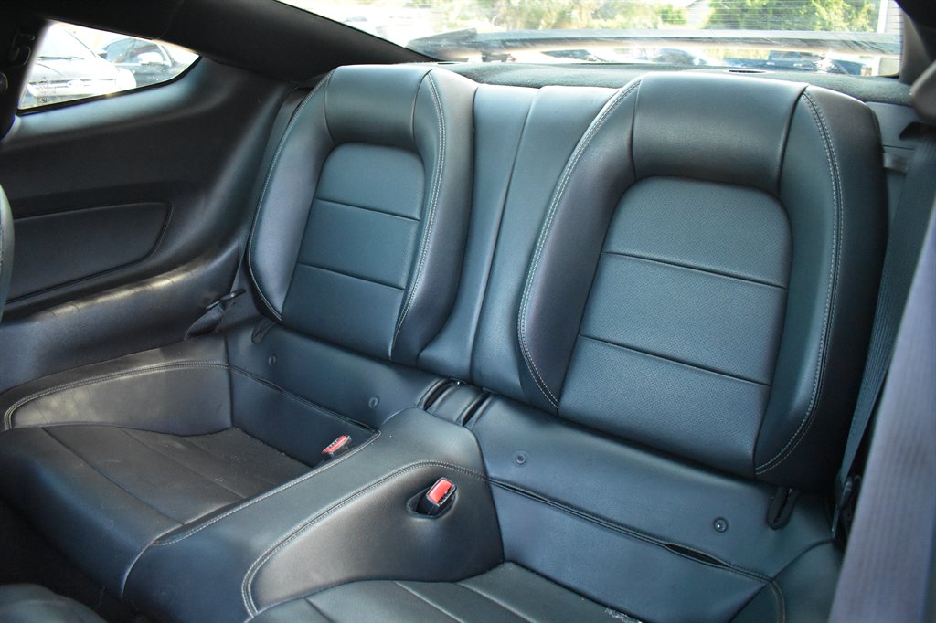 2016 Ford Mustang - $19,995