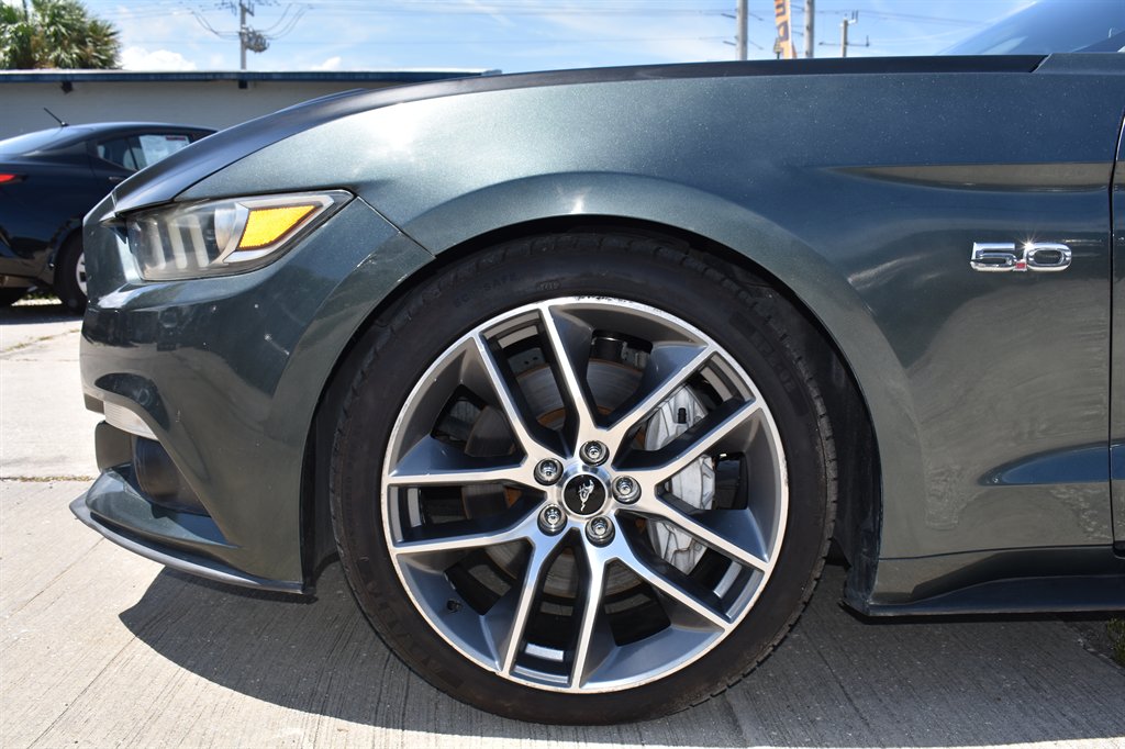 2016 Ford Mustang - $19,995