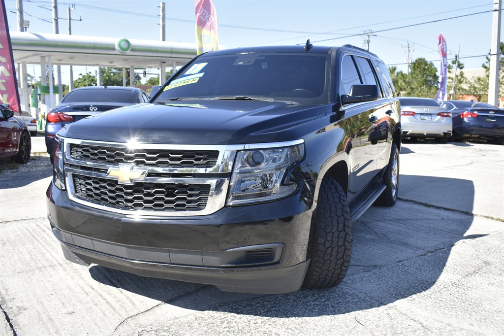 2017 Chevrolet Tahoe LT photo