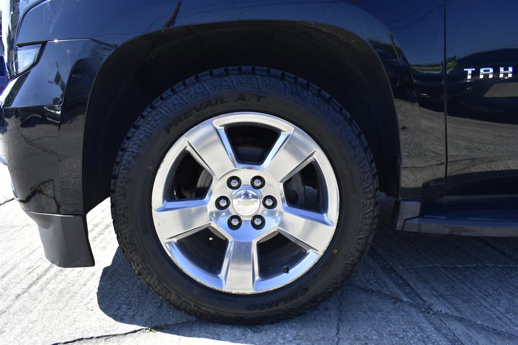 2017 Chevrolet Tahoe LT photo