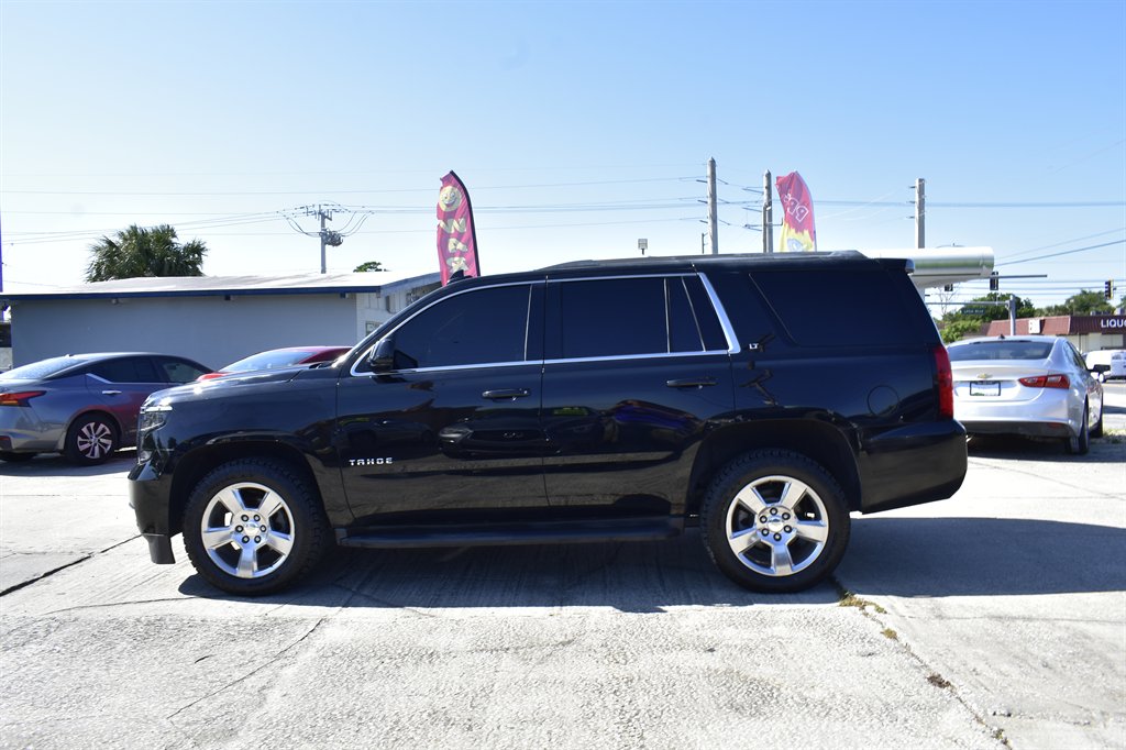 2017 Chevrolet Tahoe LT photo