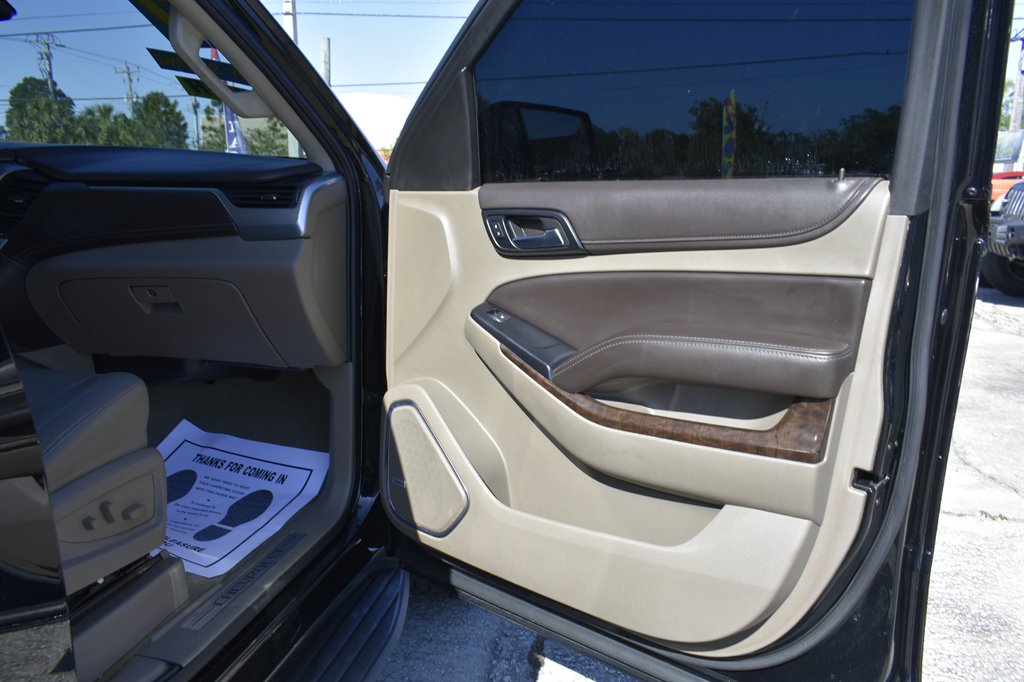 2017 Chevrolet Tahoe LT photo