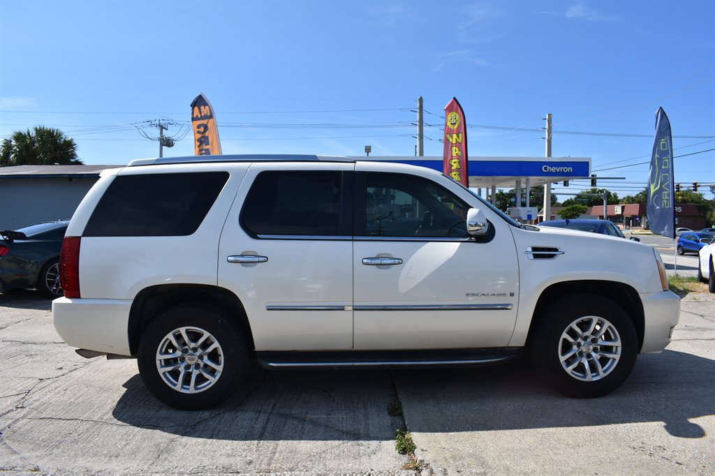 2007 Cadillac Escalade - $9,995