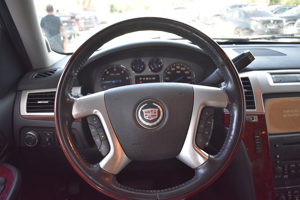 2007 Cadillac Escalade - $9,995