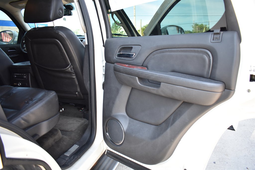 2007 Cadillac Escalade - $9,995