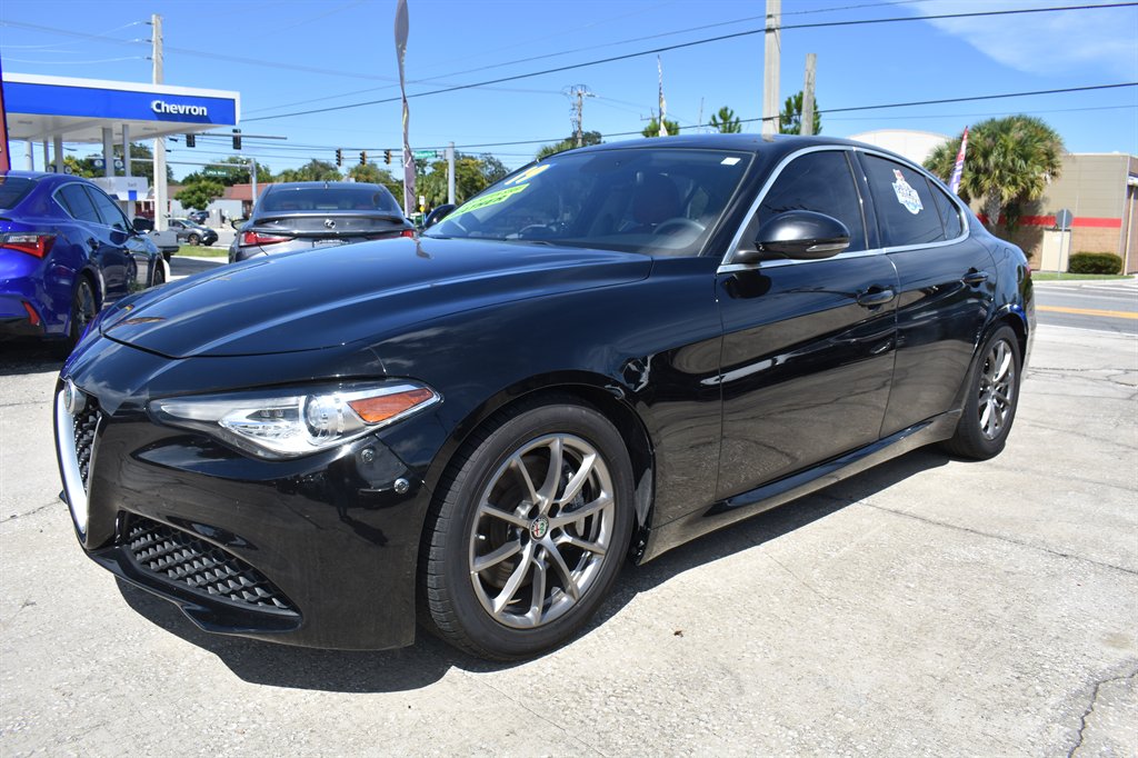 2019 Alfa Romeo Giulia - $17,499