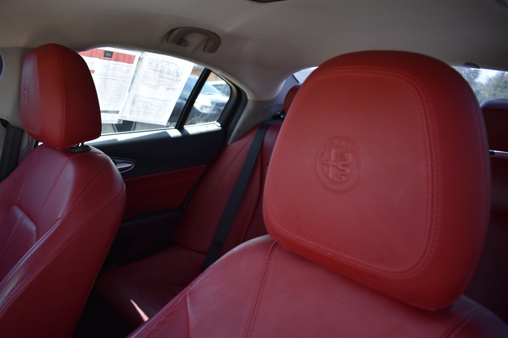 2019 Alfa Romeo Giulia - $17,499
