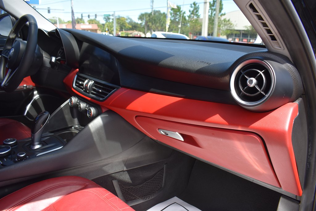 2019 Alfa Romeo Giulia - $17,499