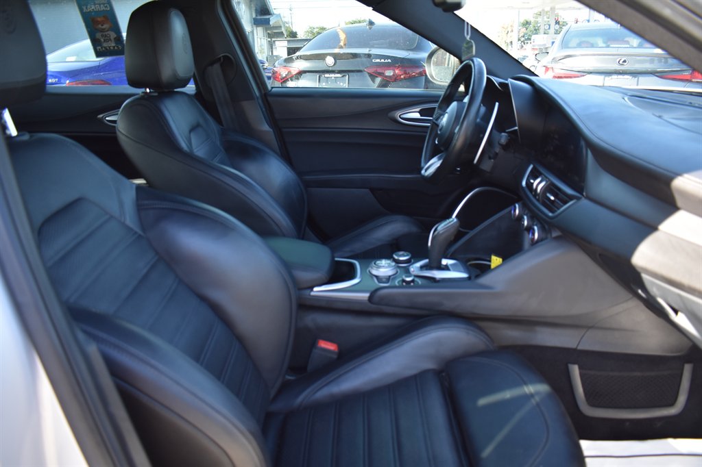 2020 Alfa Romeo Giulia - $16,995