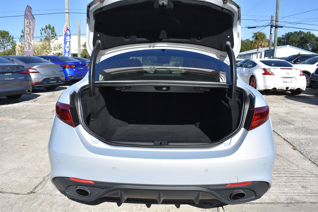 2020 Alfa Romeo Giulia - $16,995