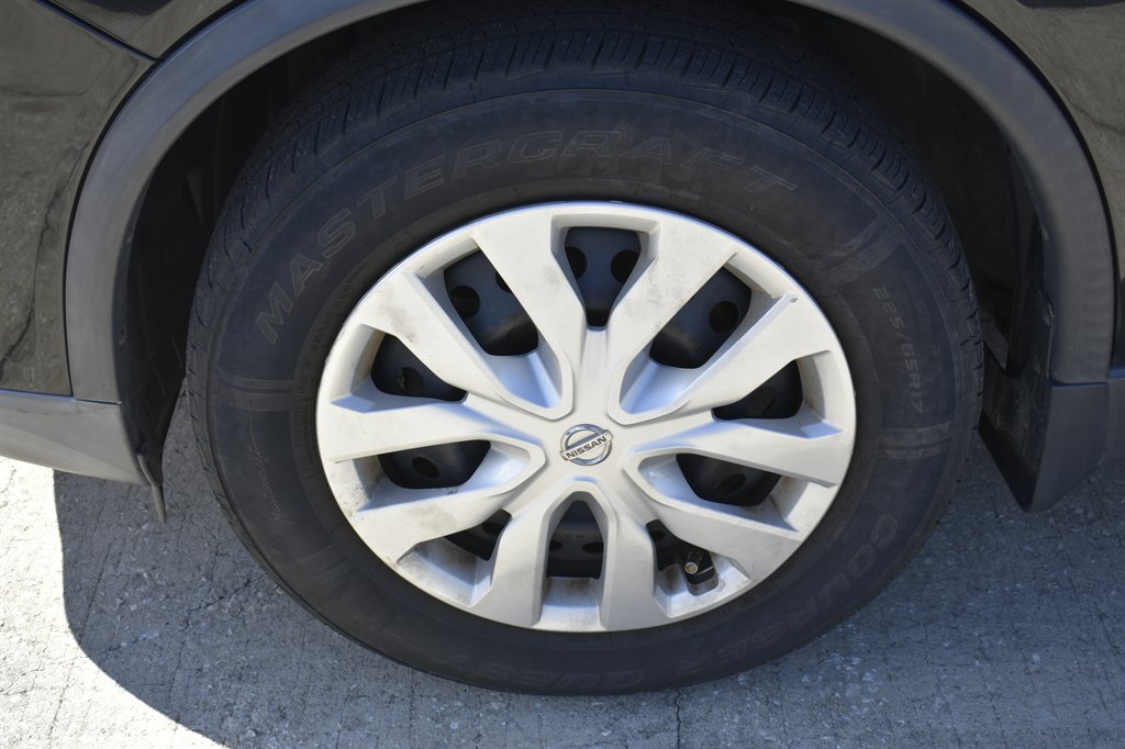 2016 Nissan Rogue - $9,995