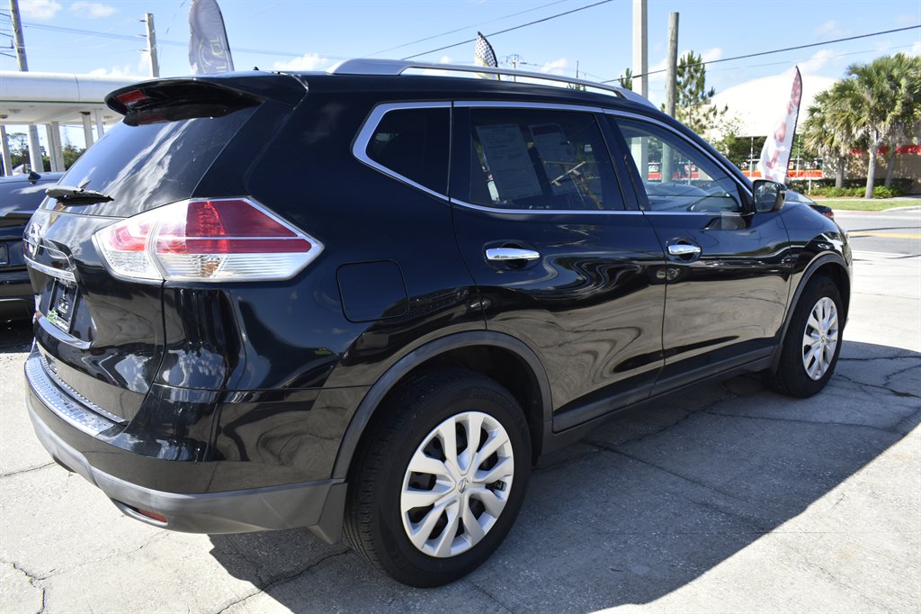 2016 Nissan Rogue - $9,995