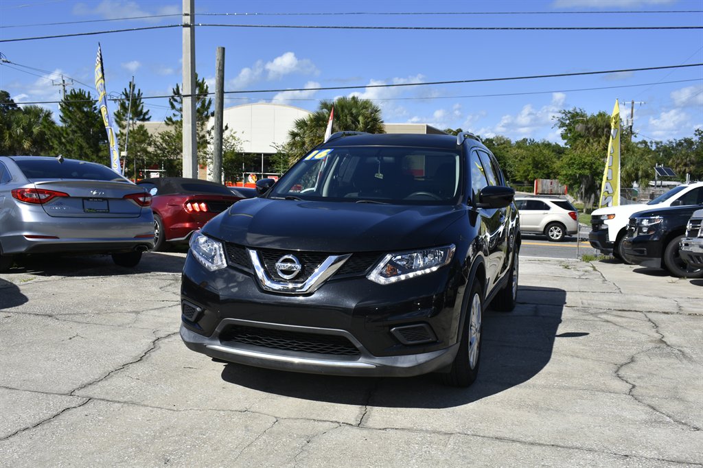 2016 Nissan Rogue - $9,995