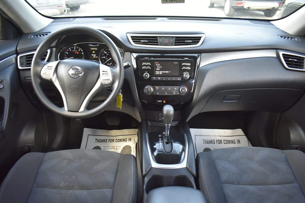 2016 Nissan Rogue - $9,995
