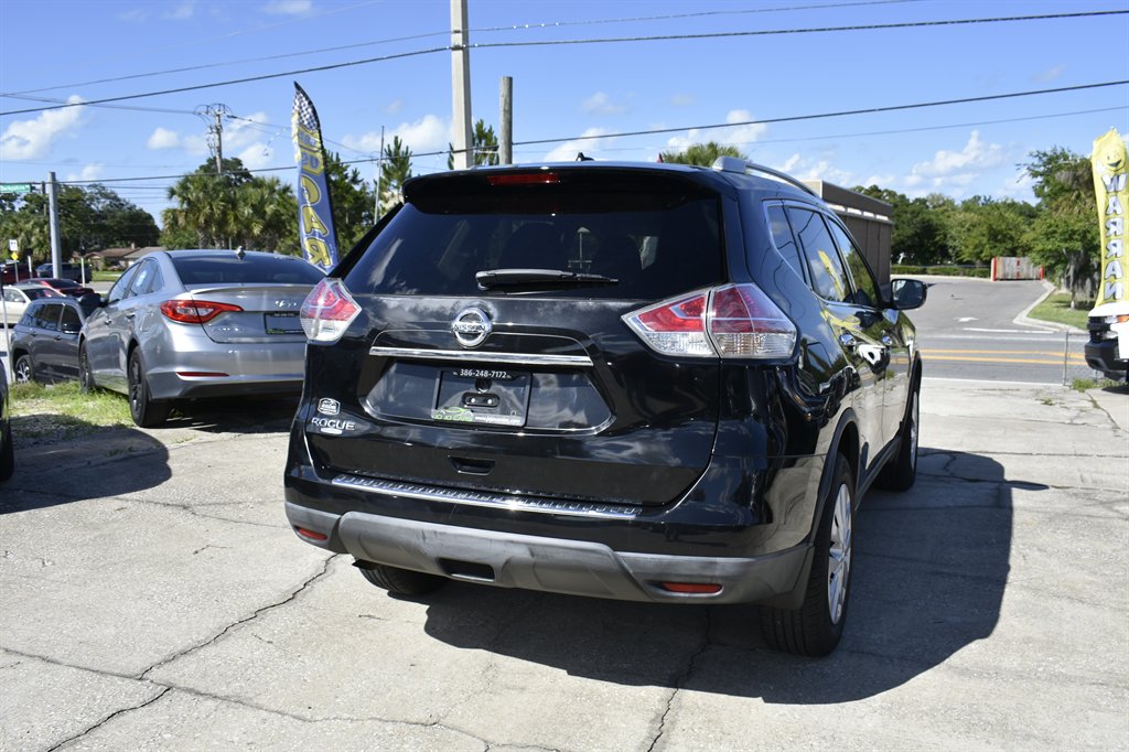 2016 Nissan Rogue - $9,995