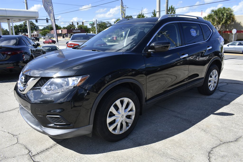 2016 Nissan Rogue - $9,995