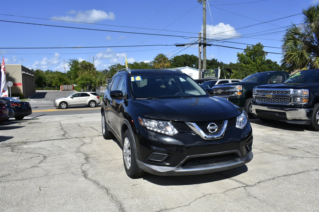 2016 Nissan Rogue - $9,995