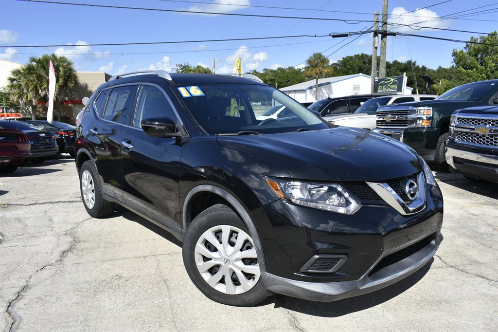 2016 Nissan Rogue - $9,995