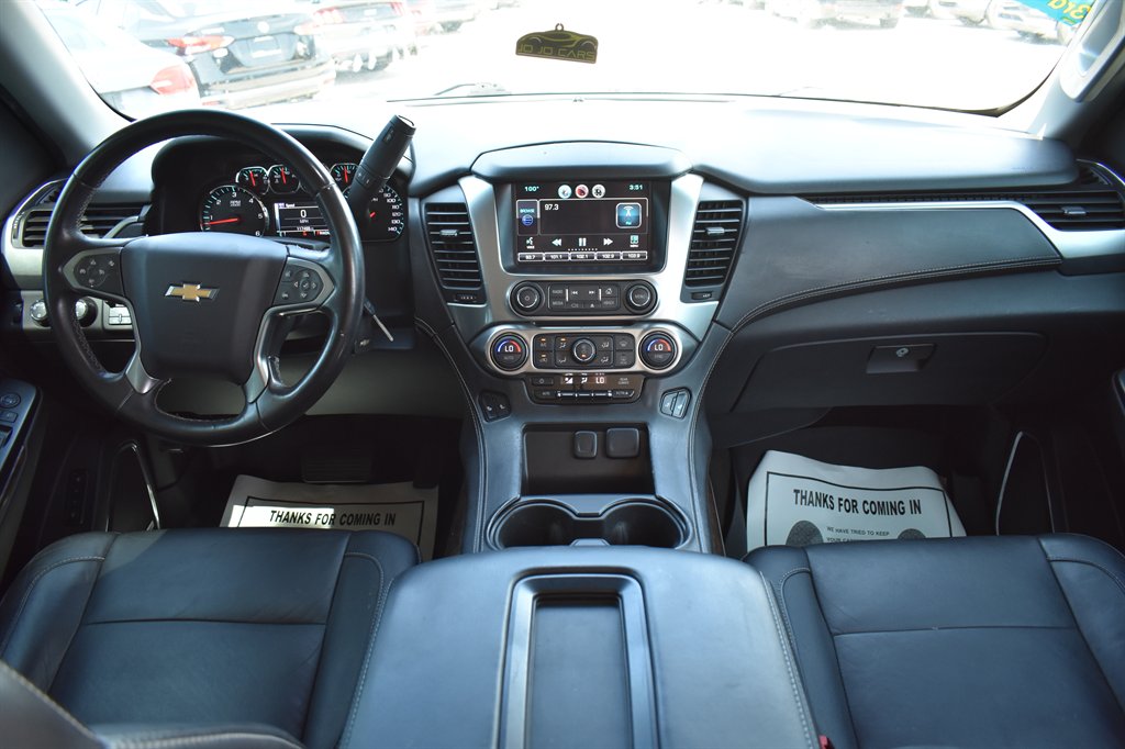 2015 Chevrolet Suburban - $17,495