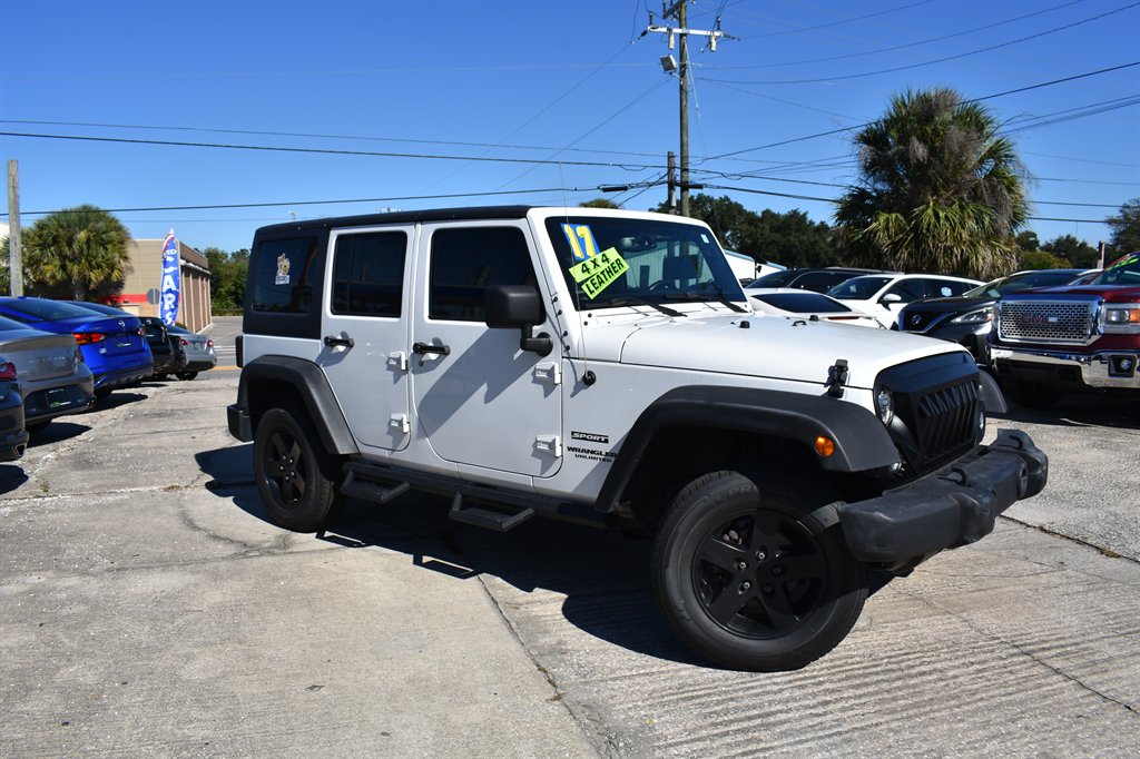 2017 Jeep Wrangler - $17,995