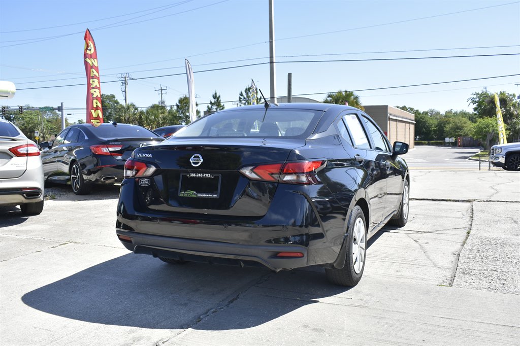 2021 Nissan Versa