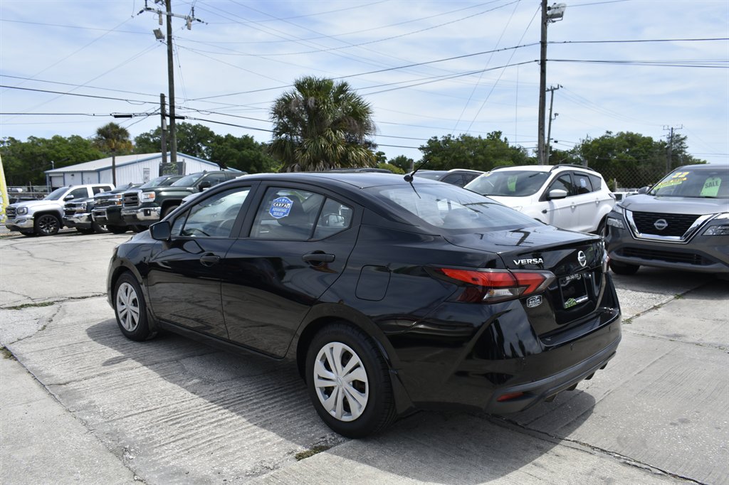 2021 Nissan Versa