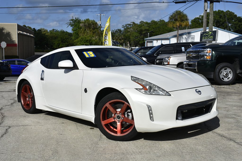 2013 Nissan 370Z - $17,995