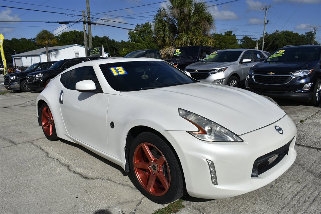 2013 Nissan 370Z - $17,995