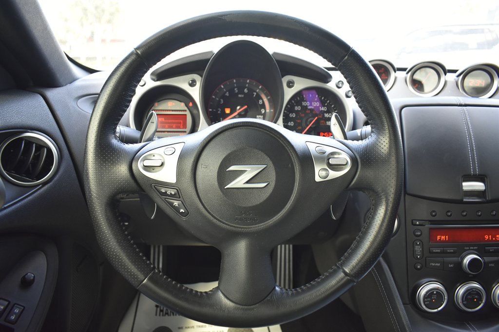 2013 Nissan 370Z - $17,995