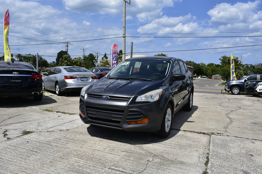 2015 Ford Escape S photo