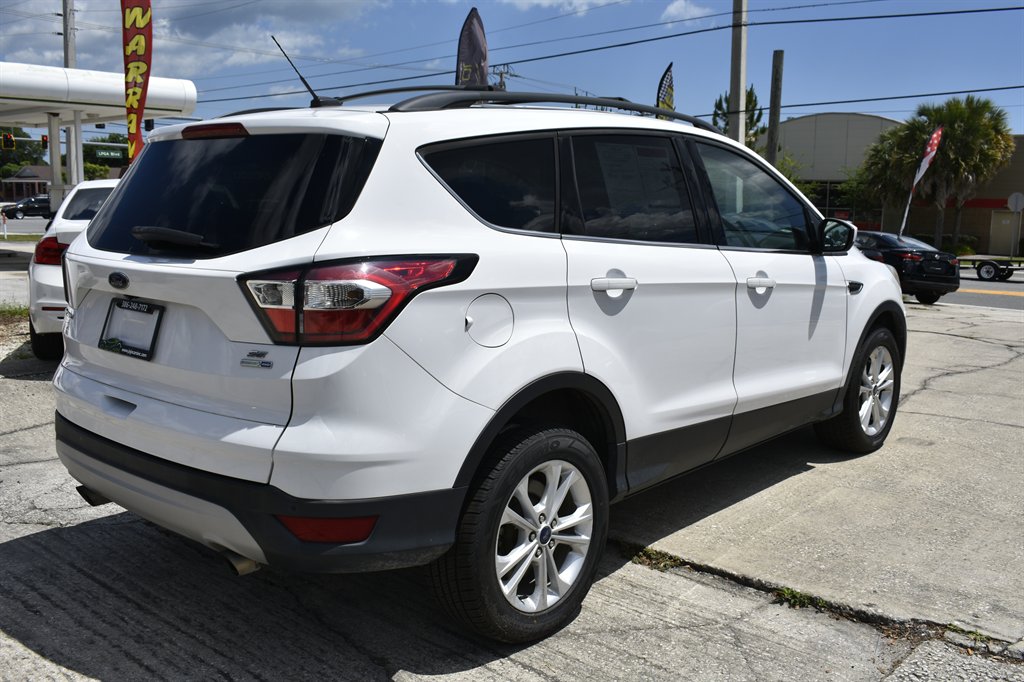 2017 Ford Escape - $9,995