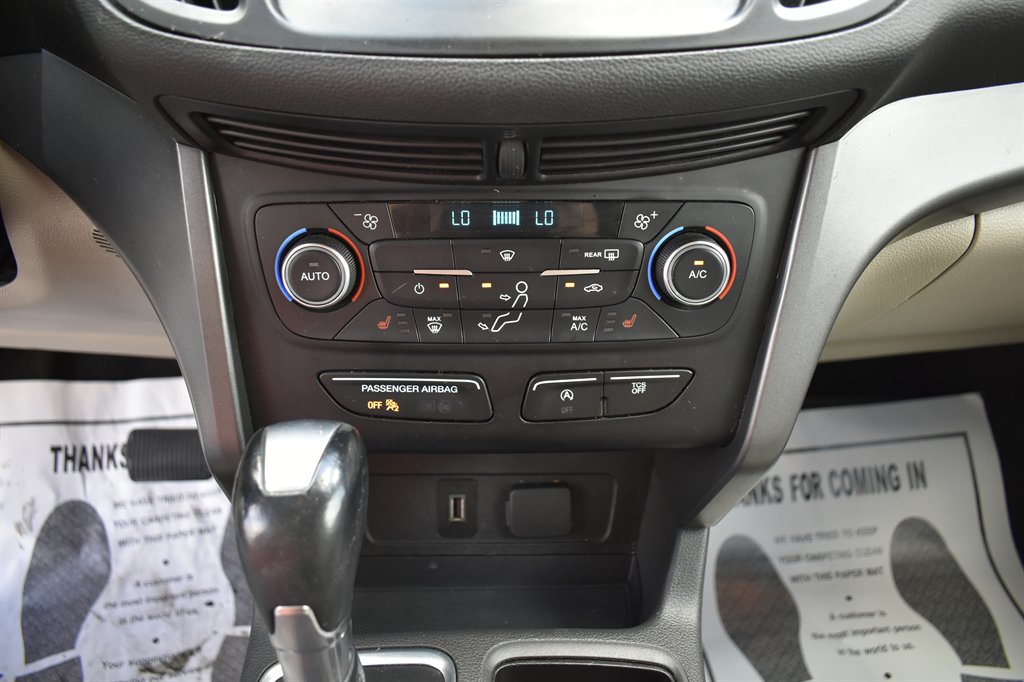 2017 Ford Escape - $9,995