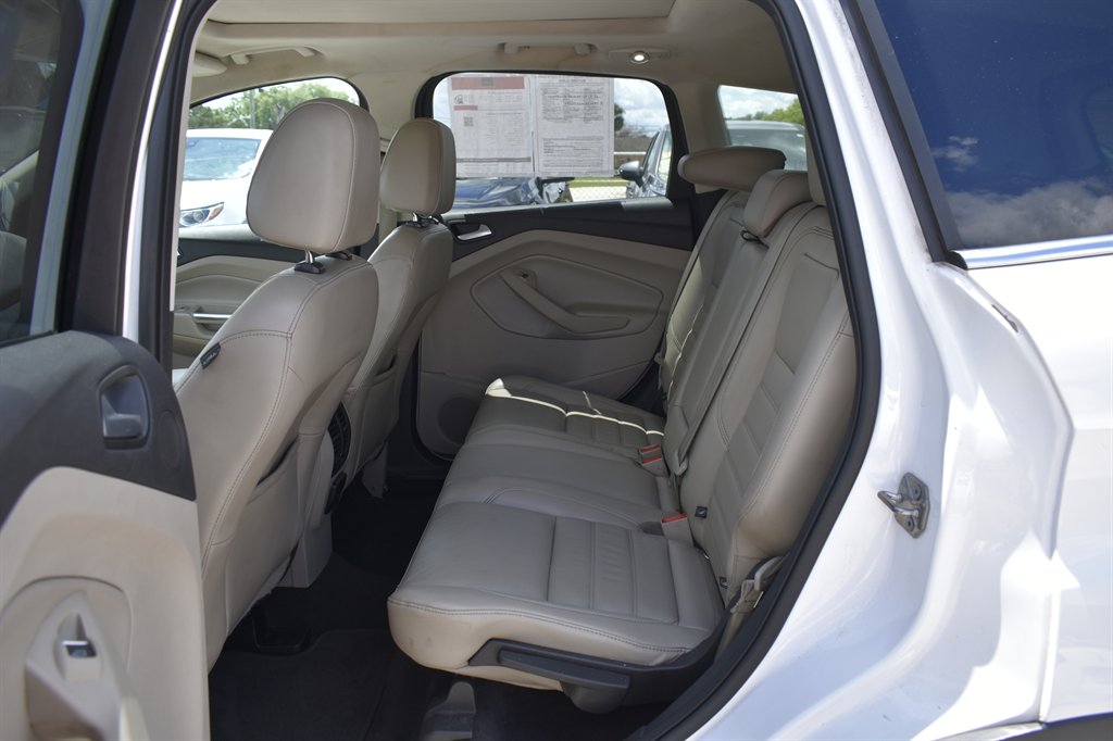 2017 Ford Escape - $9,995
