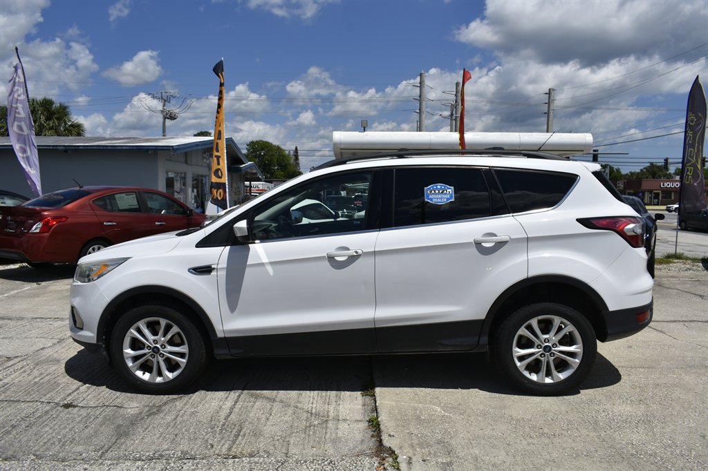 2017 Ford Escape - $9,995
