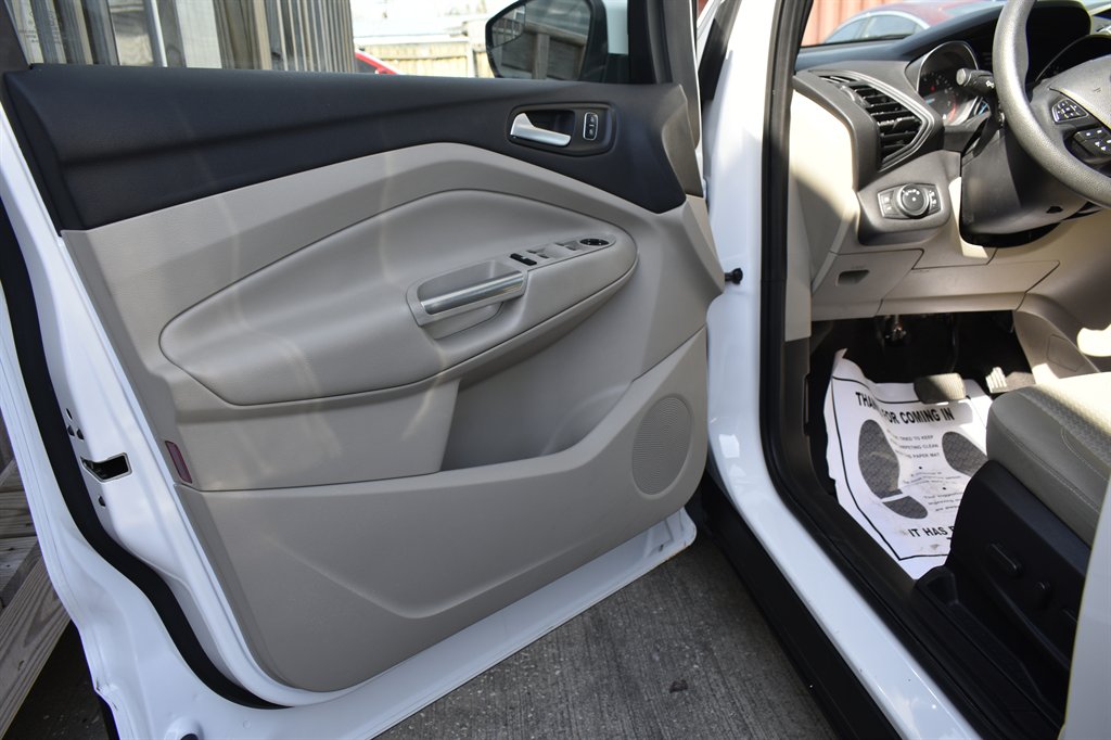2018 Ford Escape SE photo