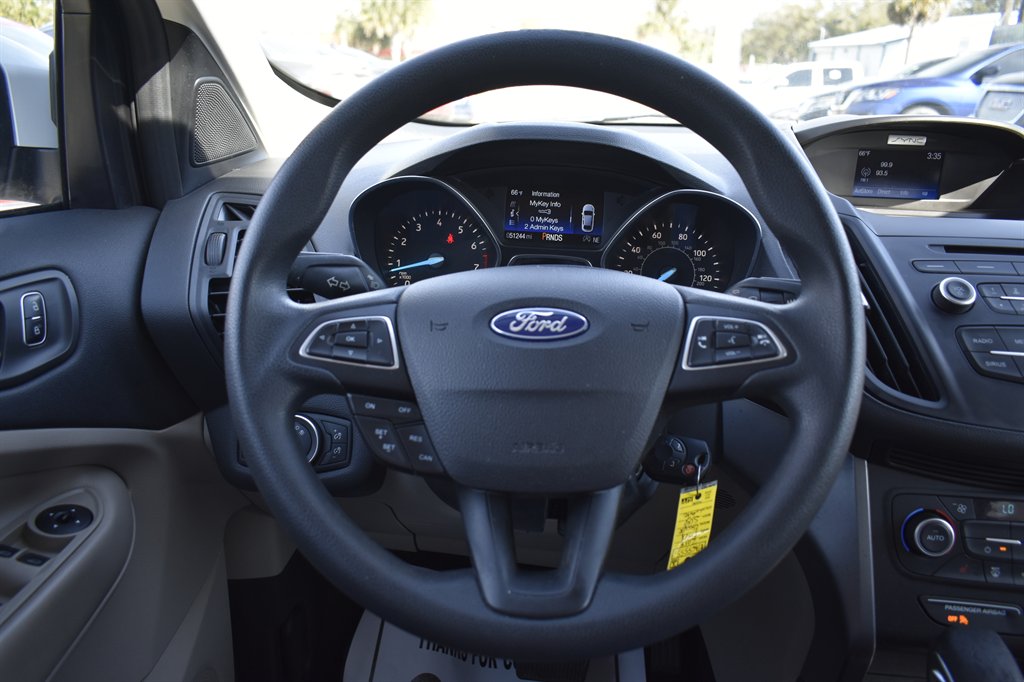 2018 Ford Escape SE photo