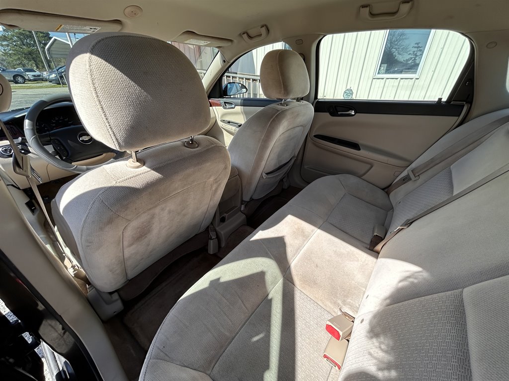 2009 Chevrolet Impala LS photo