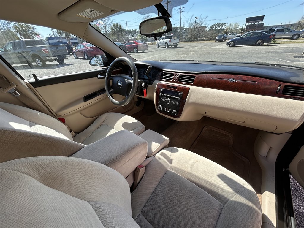 2009 Chevrolet Impala LS photo