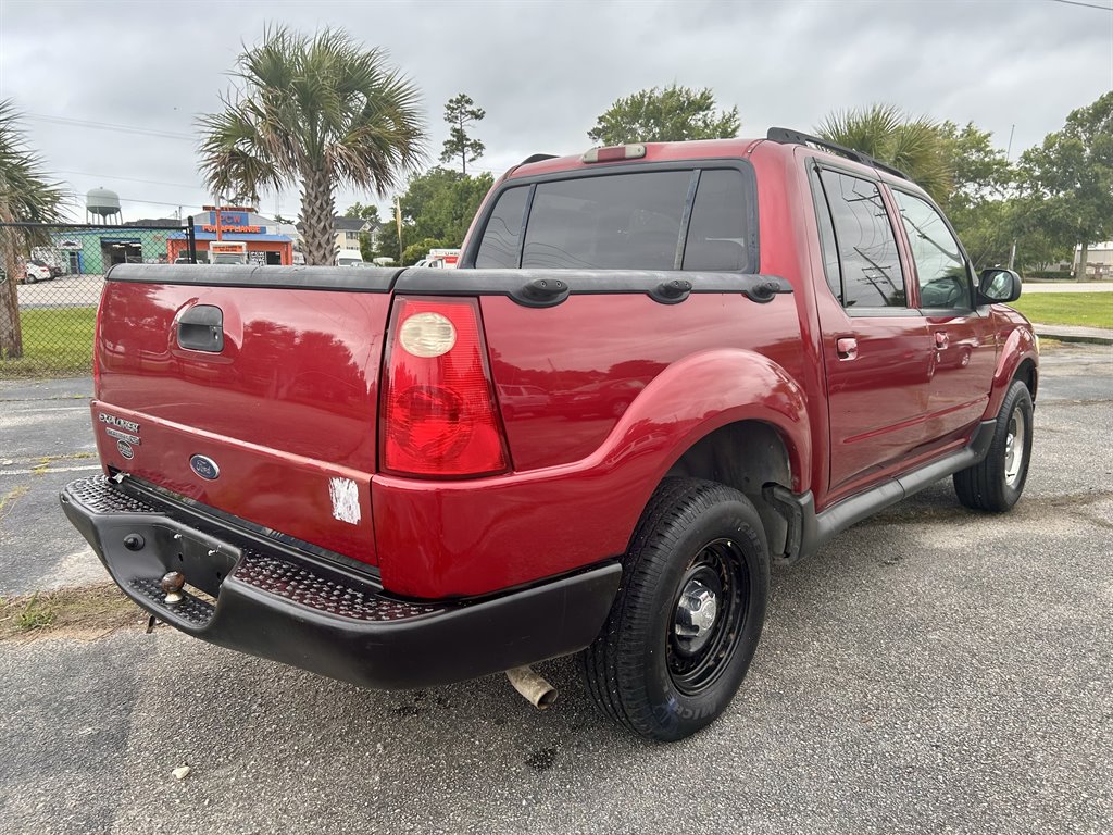 2005 Ford Explorer Sport Trac XLS photo