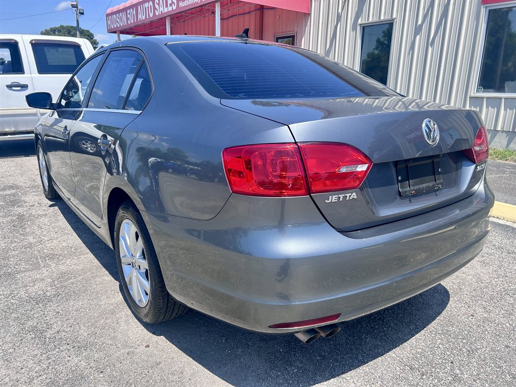 2013 Volkswagen Jetta - $9,995