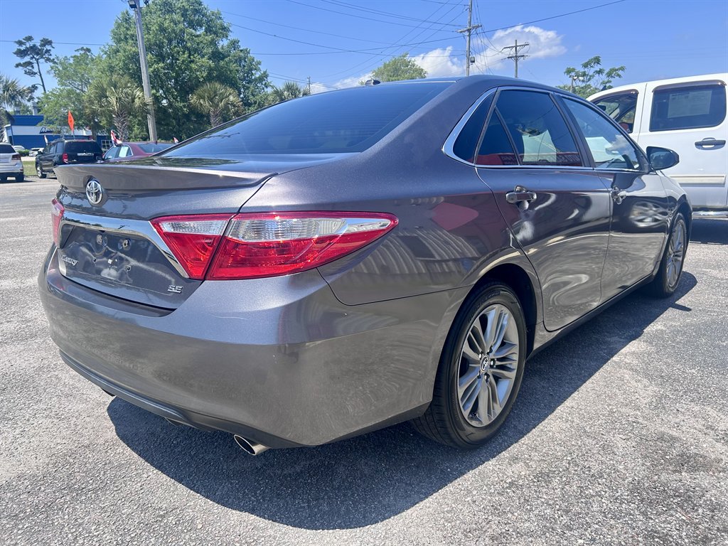 2016 Toyota Camry - $11,995