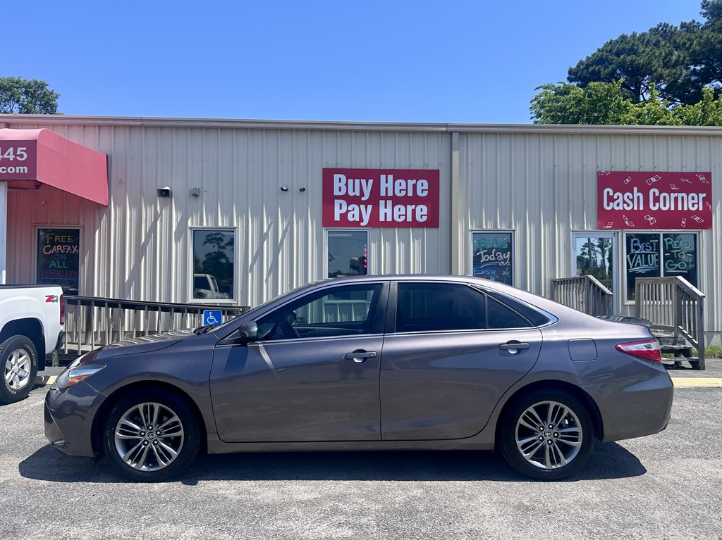 2016 Toyota Camry - $11,995