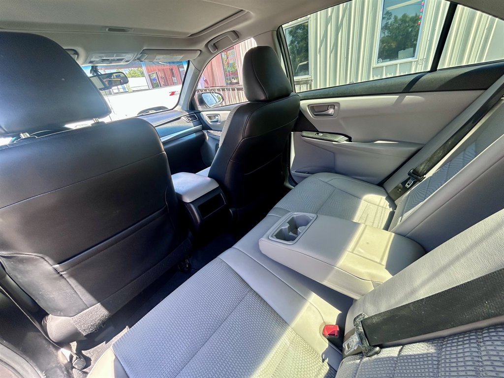 2016 Toyota Camry - $11,995
