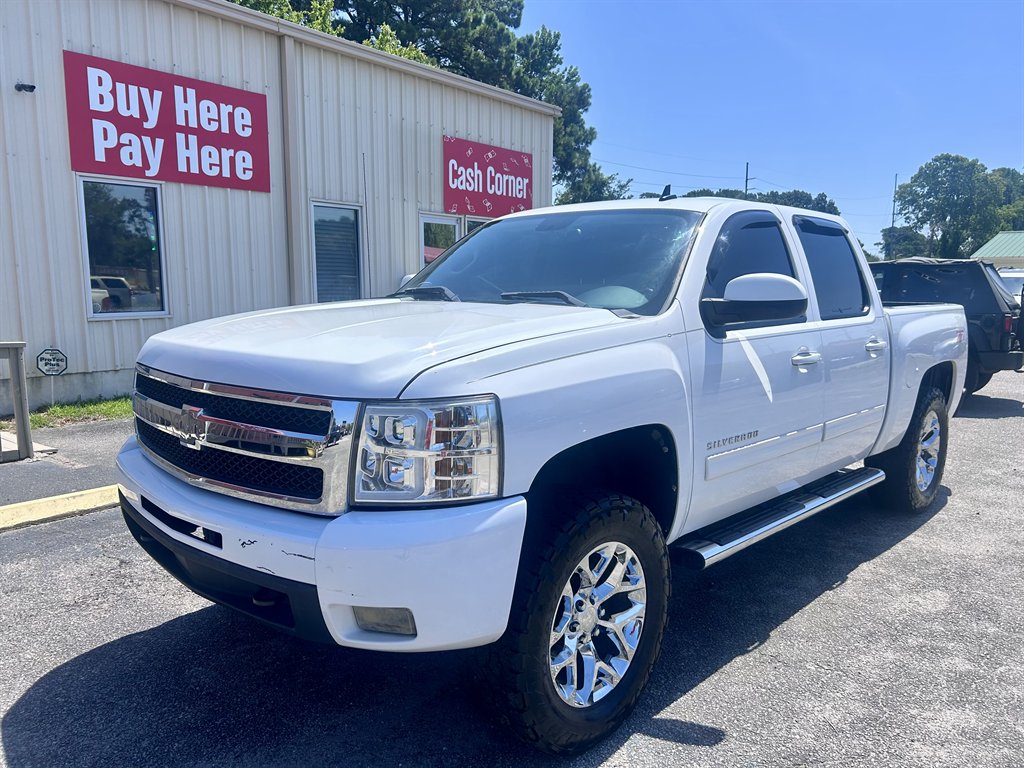 2011 Chevrolet Silverado - $12,995