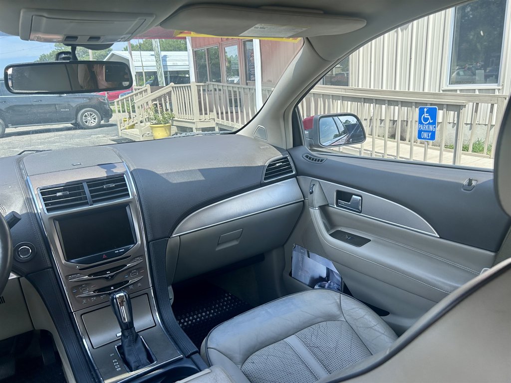 2013 Lincoln MKX - $8,995