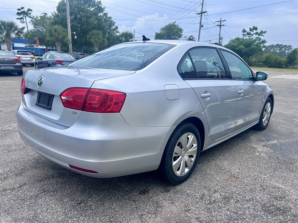2014 Volkswagen Jetta - $8,995