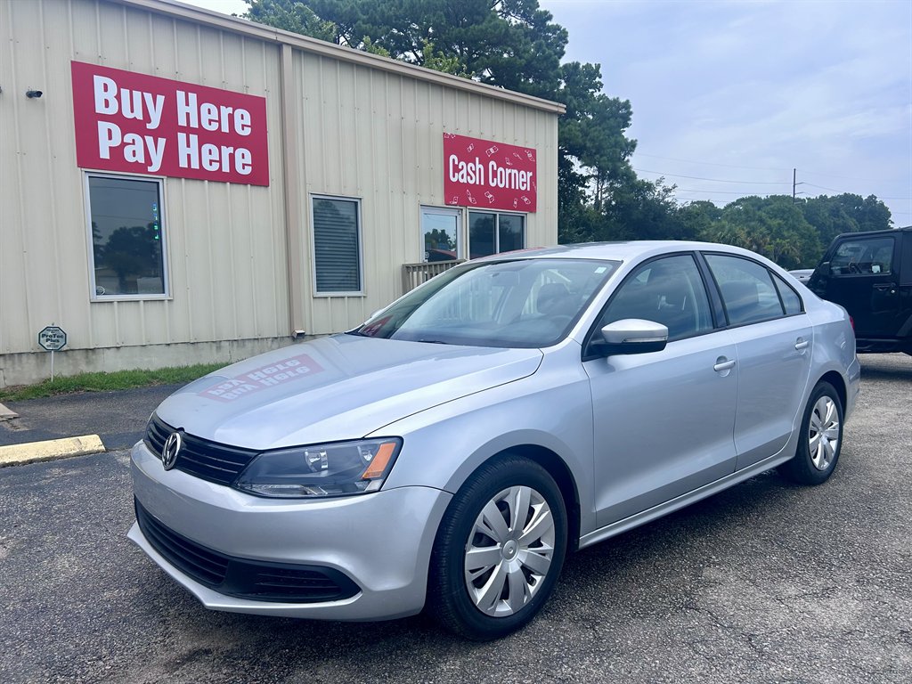 2014 Volkswagen Jetta - $8,995