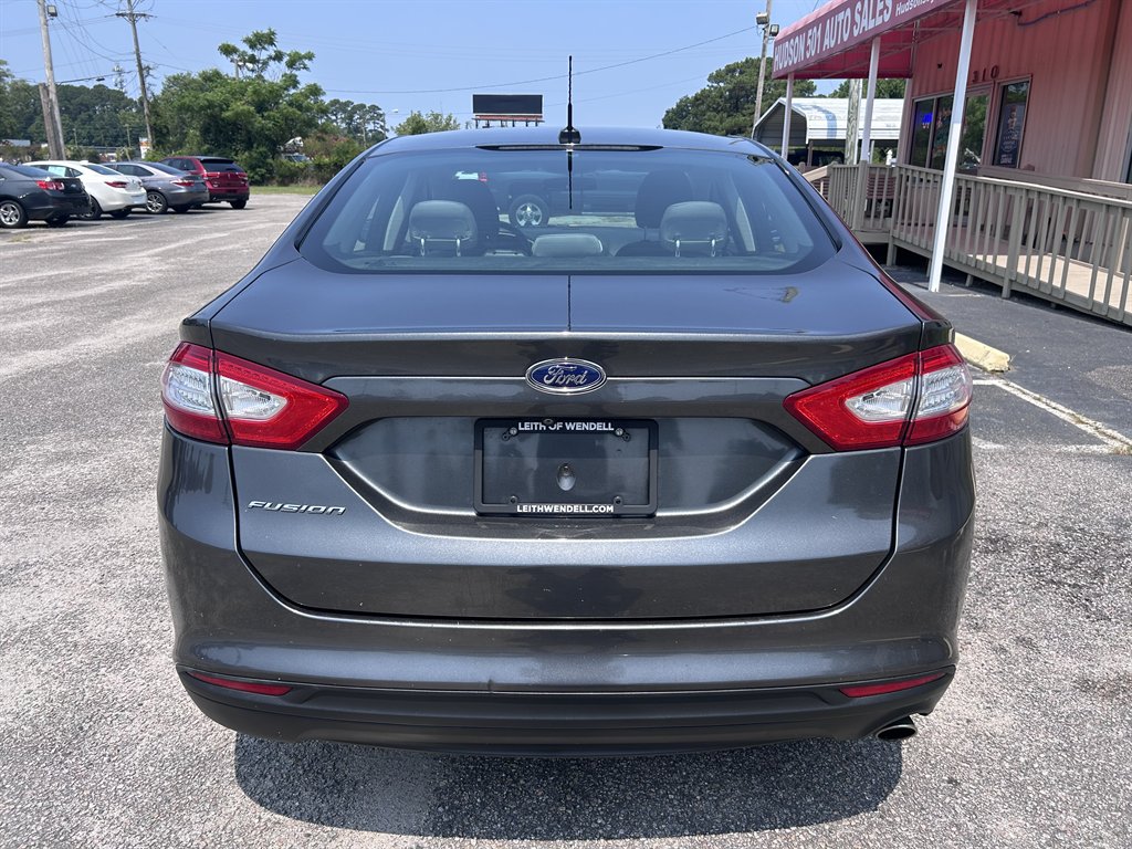 2016 Ford Fusion - $8,995