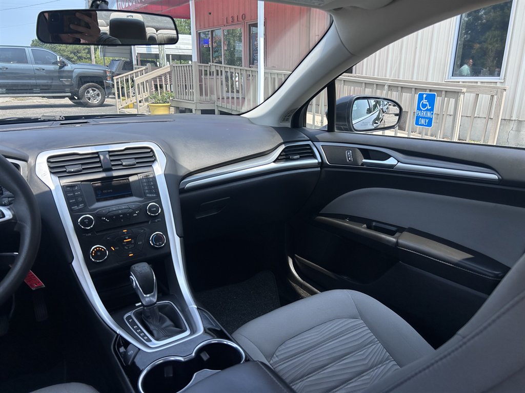 2016 Ford Fusion - $8,995