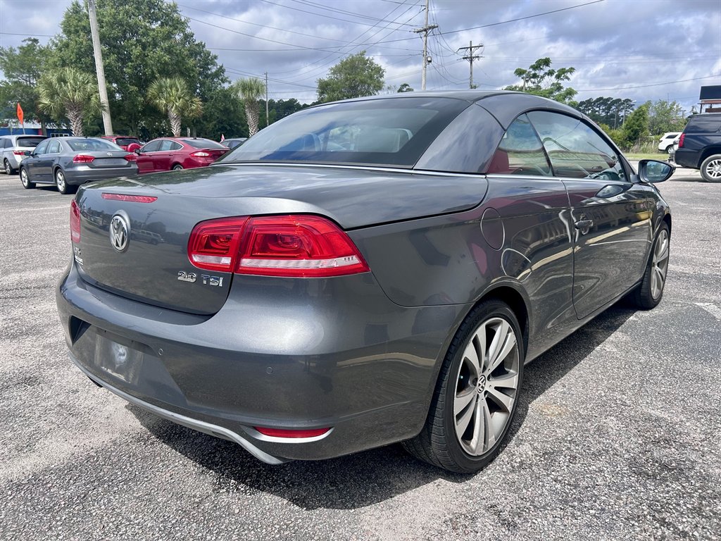 2013 Volkswagen Eos - $6,995